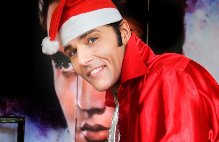 Aron- Elvis christmas show